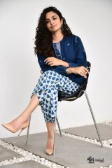 Malavika Nair New Stills